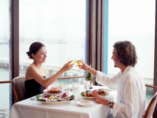 Dining3