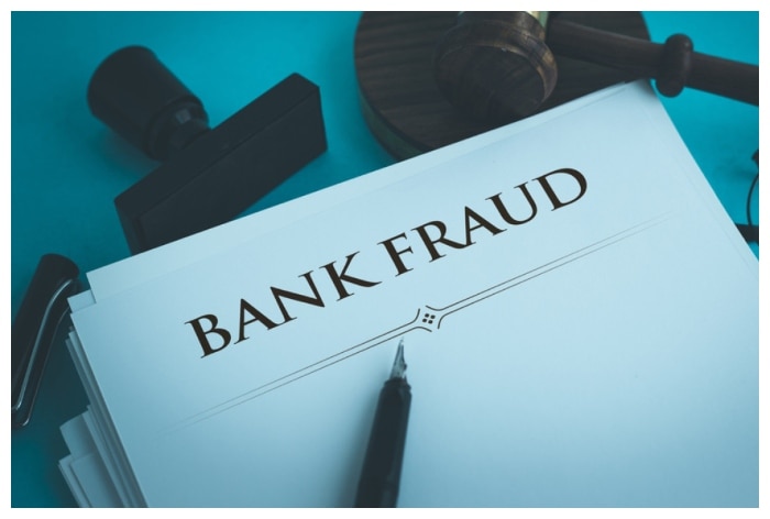 KYC Scam Alert: 83-Year-Old Man Looses Life Saving In Online Fraud; Here’s How It Happened
