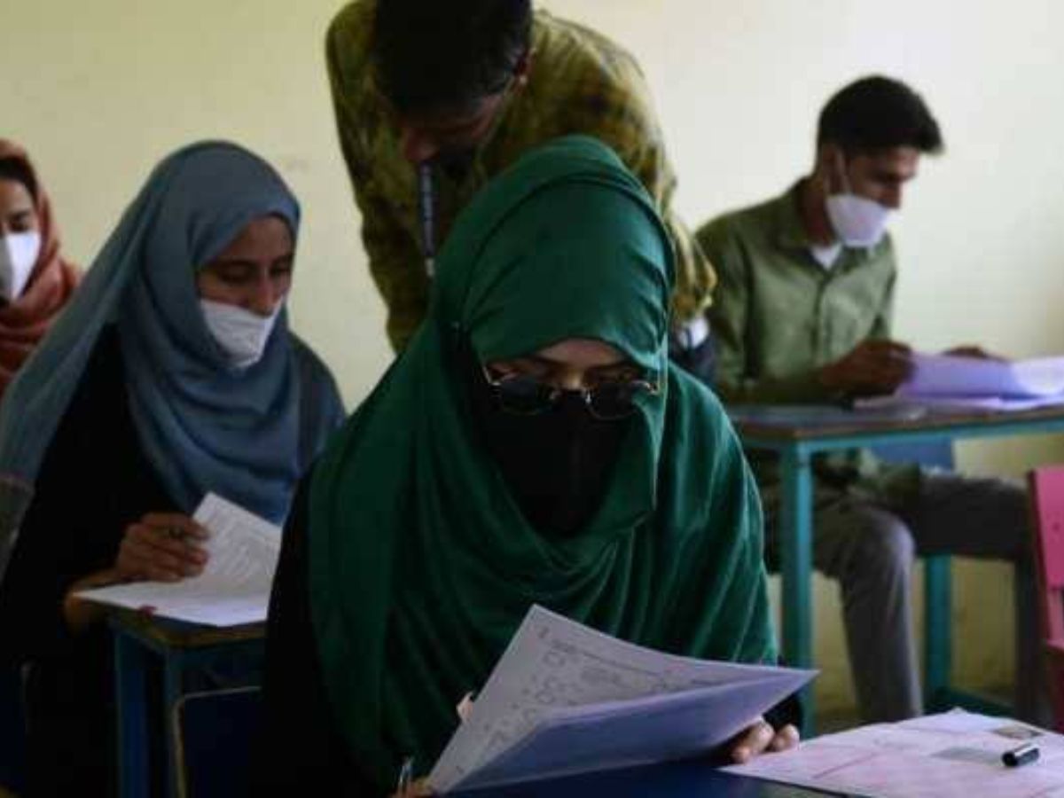 Hijab Row: Karnataka Education Minister Allows Students To Wear Hijab While Writing Exam