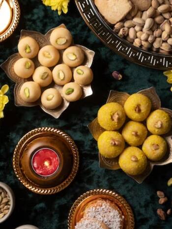 8 Luxurious Sweets Inspired by Royal's Kitchen