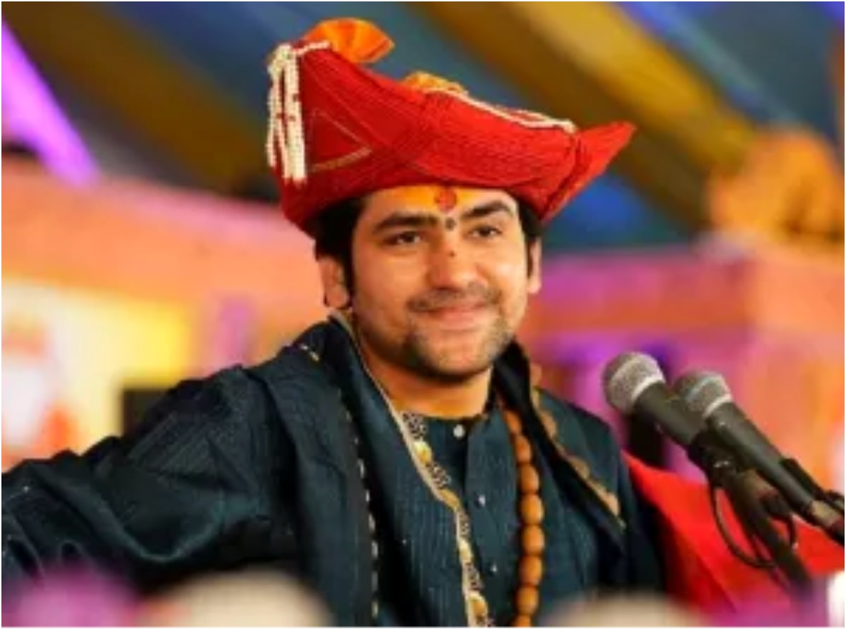Pandit Dhirendra Shastri Death Threat: Police Arrest Man From Patna