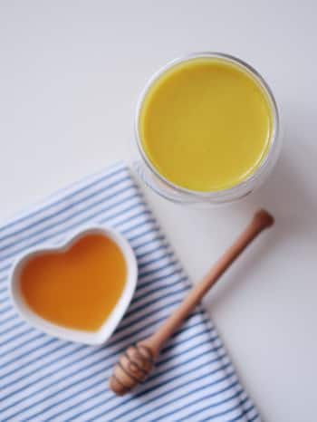 7 Benefits of Drinking Turmeric Water in Morning
